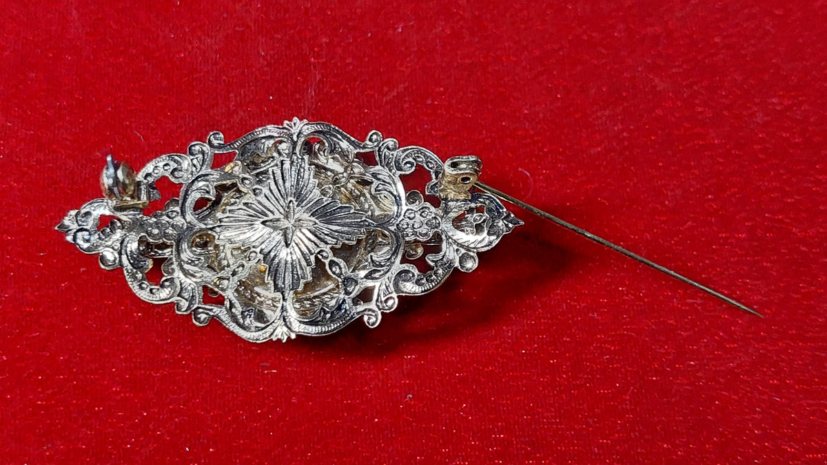 Brooch Beijing glass, vintage brooch Czechoslovakia.