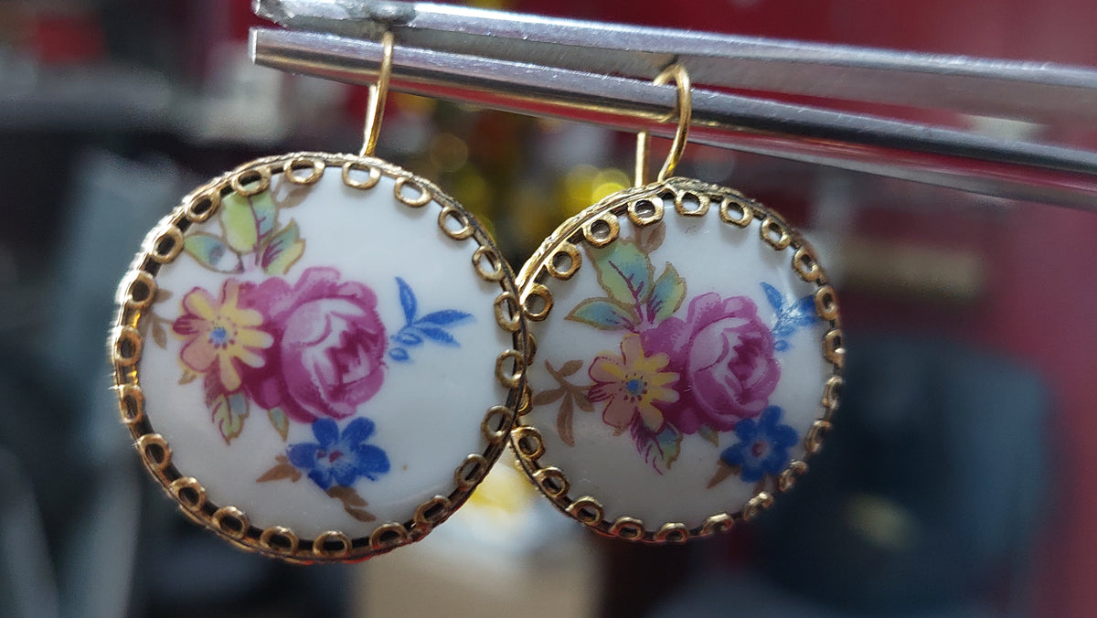 Earrings and pendant enamel, made in the USSR, vintage set pendant and earrings enamel, enamel.
