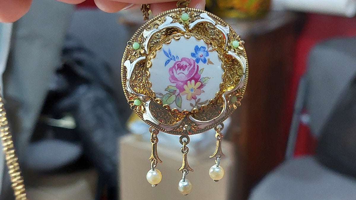 Earrings and pendant enamel, made in the USSR, vintage set pendant and earrings enamel, enamel.