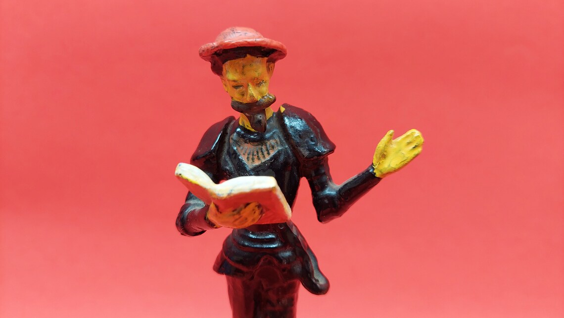 Antique table figurine of Don Quixote | Don Quixote Lamancha Literary character Figurine Figurine Souvenir Made in USSR