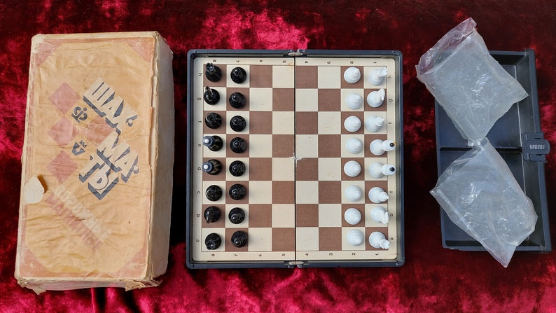 Good Authentic Soviet Magnetic Travel Pocket Chess Set Russian USSR Vintage 1986s Antiques