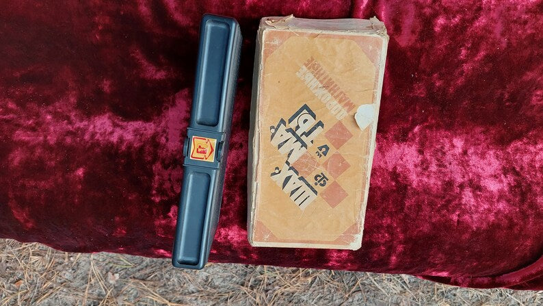 Good Authentic Soviet Magnetic Travel Pocket Chess Set Russian USSR Vintage 1986s Antiques