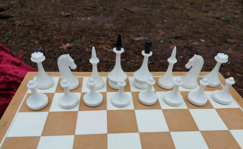 Vintage plastic souvenir chess set - Kievplastmass, Beautiful chess set with plastic board, Amazing chess set, Soviet chess set