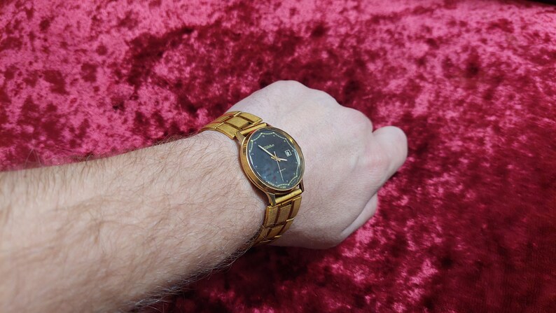 Glory 21 Jewels Gold plated AU Wrist watch cal. 2414 Soviet Union watch SLAVA USSR 1980s