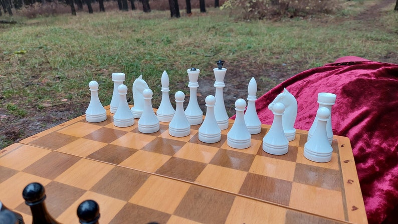Soviet plastic chess set 80s vintage