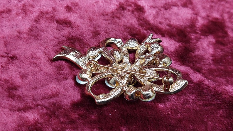 Vintage gilded brooch USSR 1980