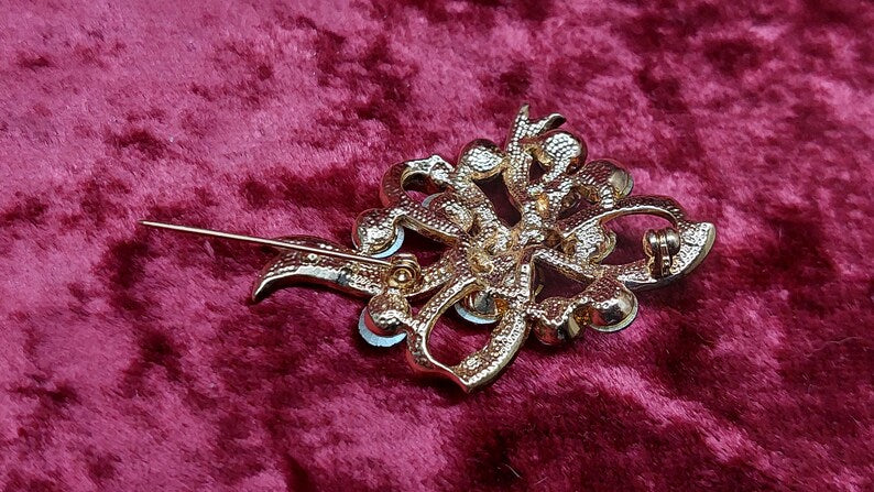 Vintage gilded brooch USSR 1980