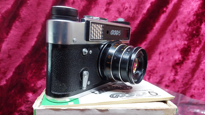 Vintage Soviet camera FED - 5  lens Industar - 61 Ld (2,8 / 55) Mount M39 Made in USSR. NEW