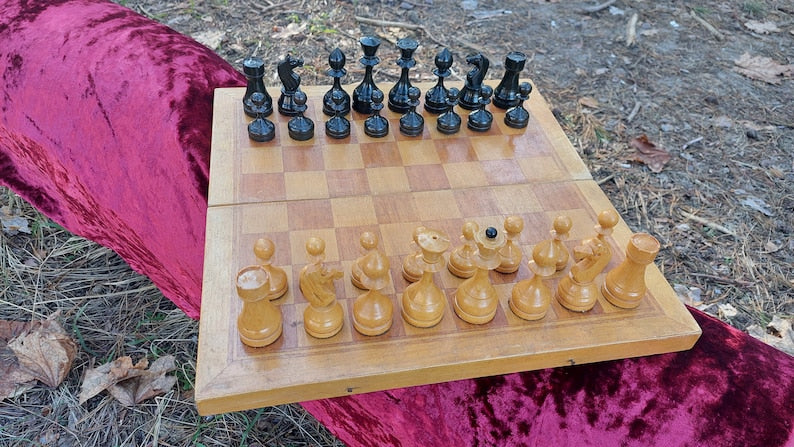 Vintage soviet chess set, big wooden russian chess players of the USSR in original board, russian chess, 1960s vintage chess set
