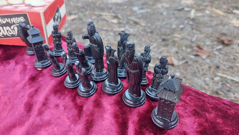 Antique vintage oriental style chess players // Very rare chess set // chess game, outdoor game, vintage chess, gift //