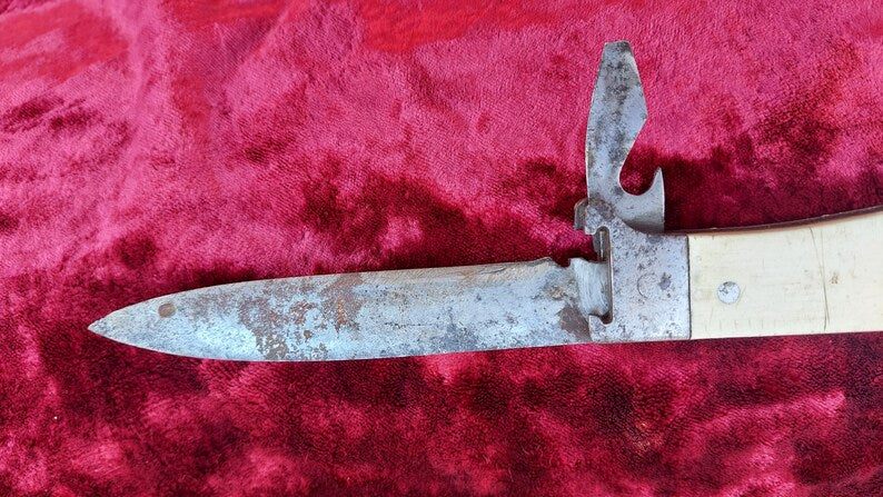 Soviet vintage hunting folding knife, USSR hunting knife, bottle opener, can opener, tourist knife