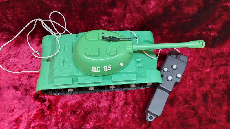 Tank IS-3. Soviet vintage toy Tank with remote control and original box. NOS 1980s