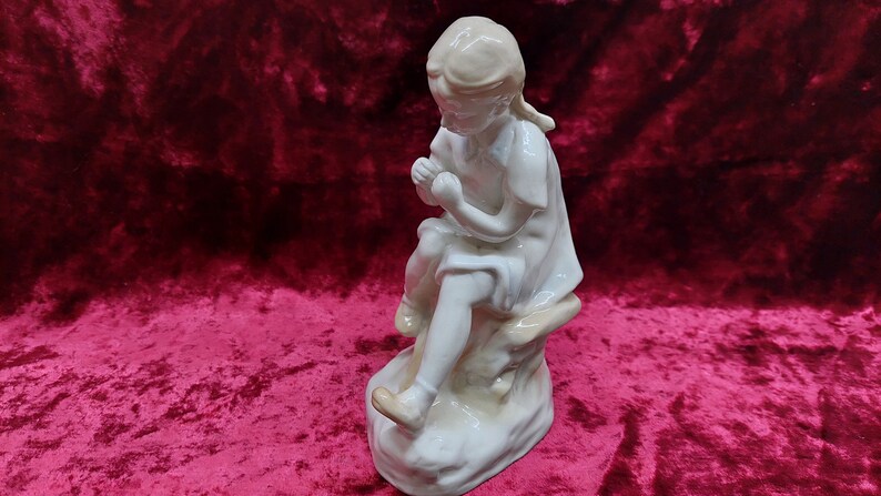 Little needlewoman. Original vintage rare Soviet collectible porcelain figurine. 19 cm Artel Ceramics 1950s