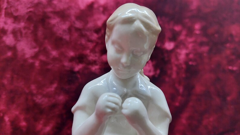 Little needlewoman. Original vintage rare Soviet collectible porcelain figurine. 19 cm Artel Ceramics 1950s