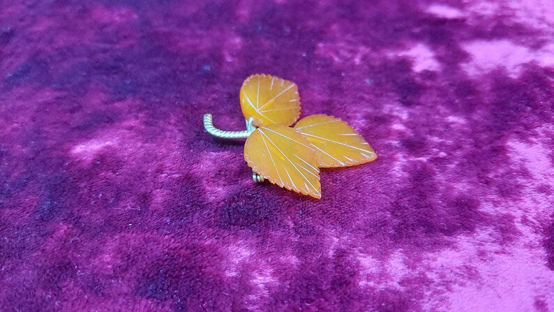 Small Amber Brooch Autumn Leaves Brooch Natural Baltic Amber Pin Vintage USSR 50s Gemstone Jewelry