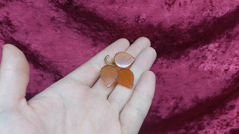 Small Amber Brooch Autumn Leaves Brooch Natural Baltic Amber Pin Vintage USSR 50s Gemstone Jewelry