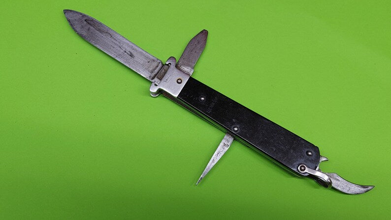 Soviet Vintage Moskva Hunting Folding Knife USSR Hunting Knife Bottle Opener Can Opener Camping Knife.HUNTER