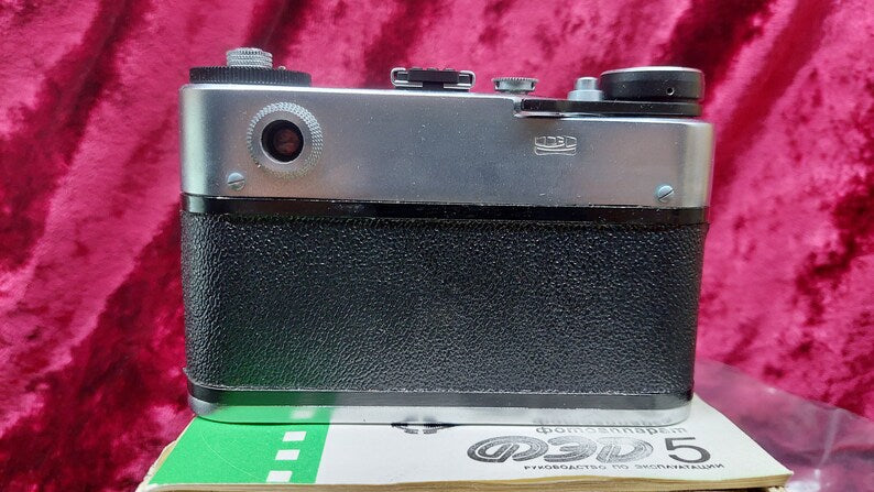 Vintage Soviet camera FED - 5  lens Industar - 61 Ld (2,8 / 55) Mount M39 Made in USSR. NEW