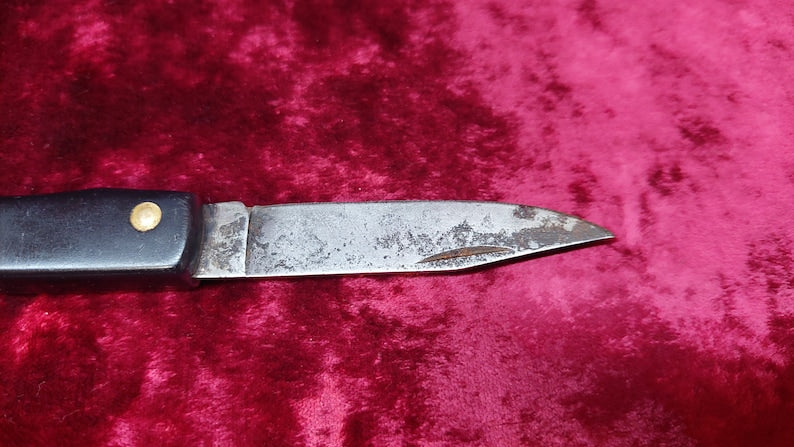 Vintage GDR folding knife, antique pocket knife, carbon steel folding knife, DDR folding knife, retro penknife, old 1970s travel tool