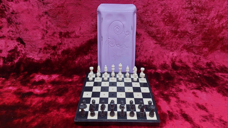 Good Authentic Soviet Travel Pocket Chess Set "Leningrad" Russia USSR 1980s
