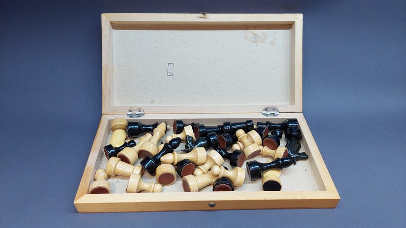 Good Authentic Classic Soviet Wooden Chess Set "KHALTURIN" Russian Vintage USSR Antiques 1970s new condition