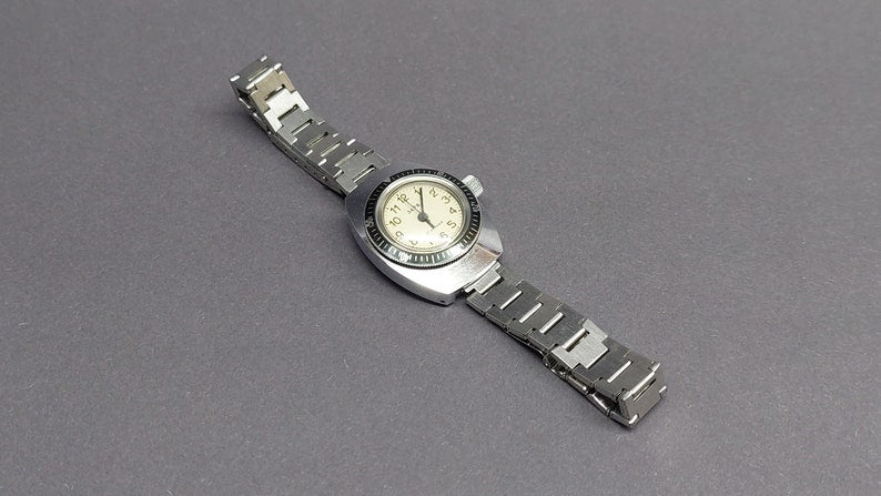 Wrist watch Zarya AMPHIBIAN. Rare!!!