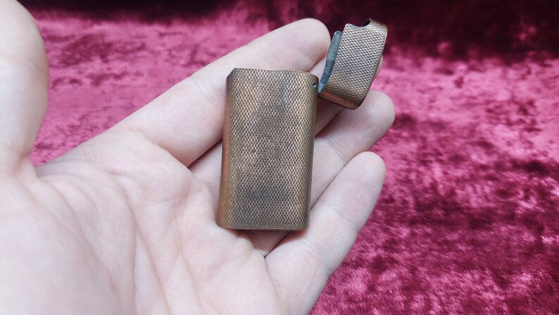 Vintage case for lighter "CRICKET" from the 90s. NEW!!!, stylish men's accessory, lighter stand