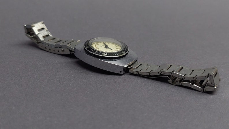 Wrist watch Zarya AMPHIBIAN. Rare!!!