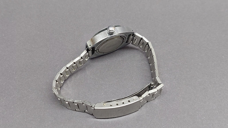 Wrist watch Zarya AMPHIBIAN. Rare!!!