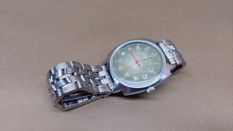 Vintage mechanical watches Luch, USSR Watches, Vintage Soviet watches, Men's watches, Wristwatches, Collection