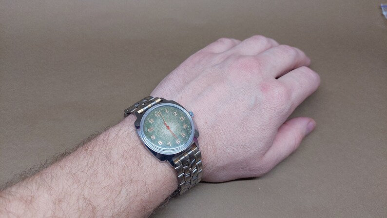 Vintage mechanical watches Luch, USSR Watches, Vintage Soviet watches, Men's watches, Wristwatches, Collection