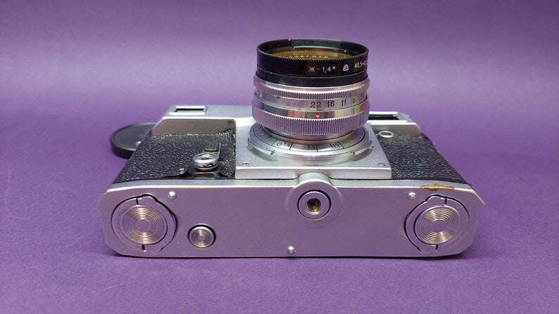 Kiev- 4A Soviet camera lens JUPITER - 8M (2 / 50) CONTAX Camera USSR