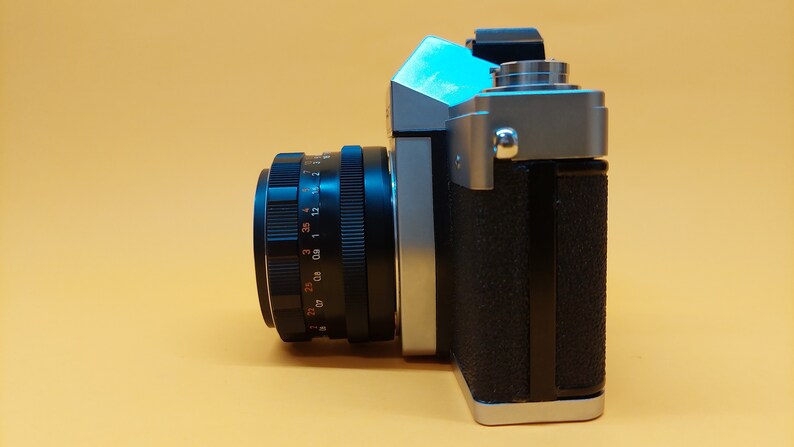 Camera PRAKTICA L2, PENTACON auto 1.8/50