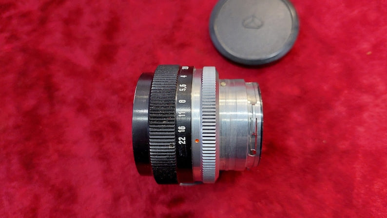 Vintage rangefinder lens Helios-103 F-1.8 / 53 mm