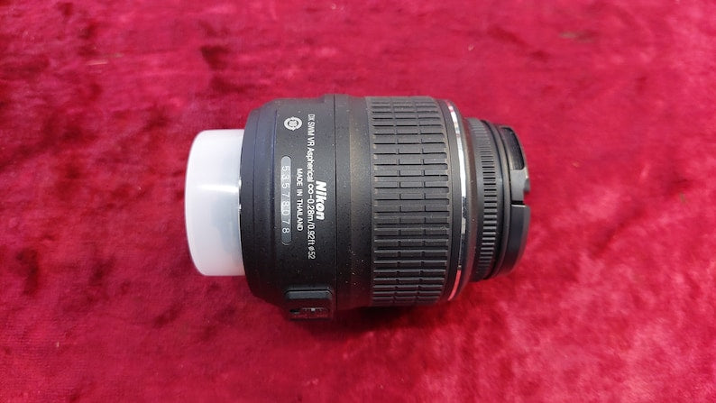 Nikon Lens, Nikon AF-S DX Nikkor 18-55mm f/3.5-5.6G VR, Nikon Universal Touring Lens
