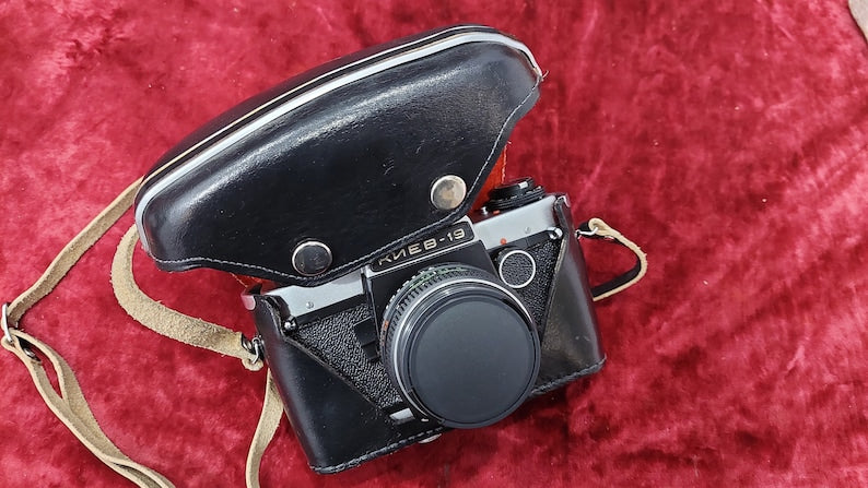vintage soviet camera Kyiv 19 lens Helios81H antique camera rare camera retro camera old camera soviet camera film camera collection camera