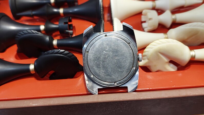 Vostok clock with USSR calendar