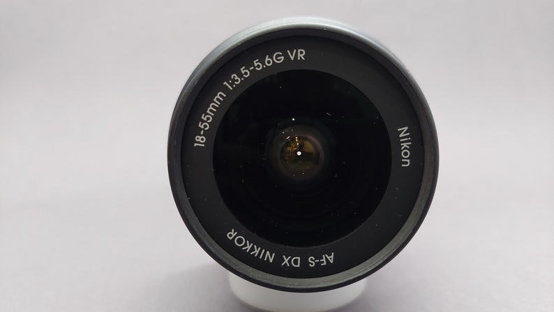 Nikon Lens, Nikon AF-S DX Nikkor 18-55mm f/3.5-5.6G VR, Nikon Universal Touring Lens
