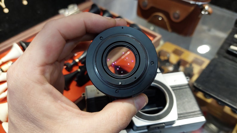 The Praktica MTL5b 35mm SLR is a 29mm f/2.8 wide angle lens.