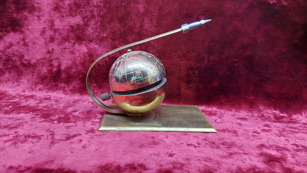 Rare! Soviet rocket Vostok table statue - Sputnik Mir Gagarin - First man in space - Soviet space program - Soviet space - Cosmonauts