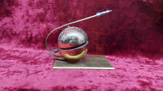 Rare! Soviet rocket Vostok table statue - Sputnik Mir Gagarin - First man in space - Soviet space program - Soviet space - Cosmonauts