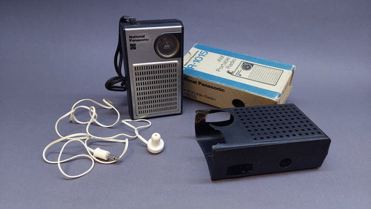 Pocket radio EUC National Panasonic R-1007 AM Works Great Japan