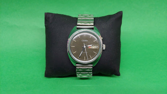 SOVIT Vintage Watch "SLAVA" Mechanical Clock, Soviet.