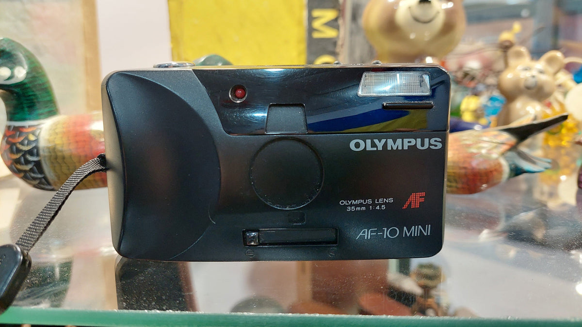 Olympus AF-10 Mini 35mm compact camera - Fully automatic - Self-timer - Flash - Infinity Hi-Lite