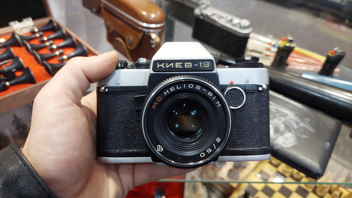 vintage soviet camera Kyiv 19 lens Helios81H antique camera rare camera retro camera old camera soviet camera film camera collection camera