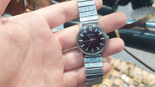 Soviet vintage watch "Raketa" (Rocket) Mechanical watch.Soviet watch Chrome. Mechanical clock of the USSR. Russian watch