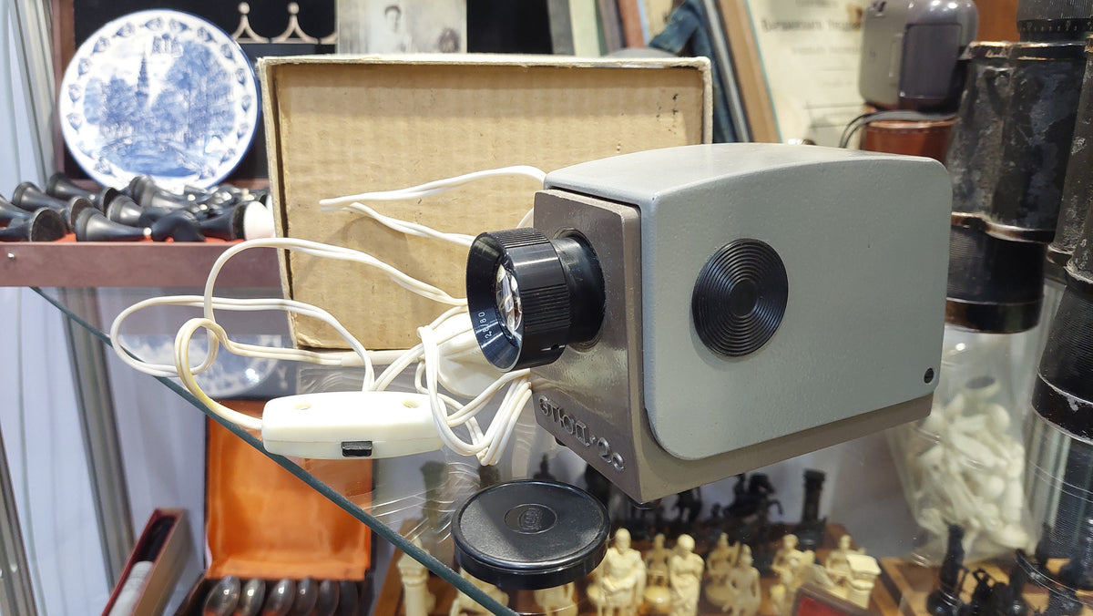 Vintage overhead projector (slide projector) Etude - 2C FED USSR