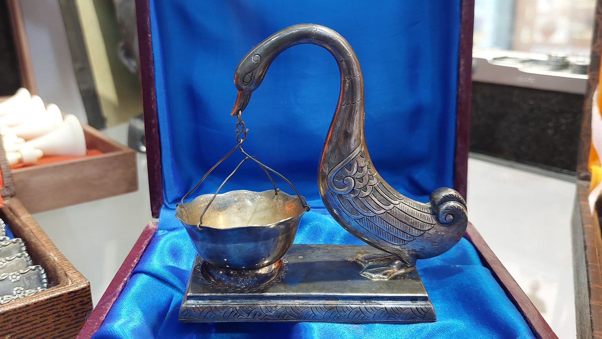 Silver goose tea infuser 900 assay Vietnam